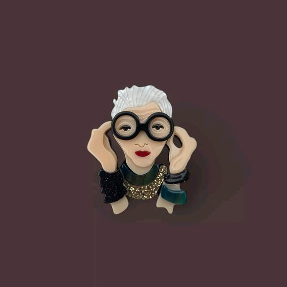 Acrylic Brooch Jewelry - New 3D Acrylic Iris Apfel Brooch Pin Women Figure Brooches Fashion Accessory